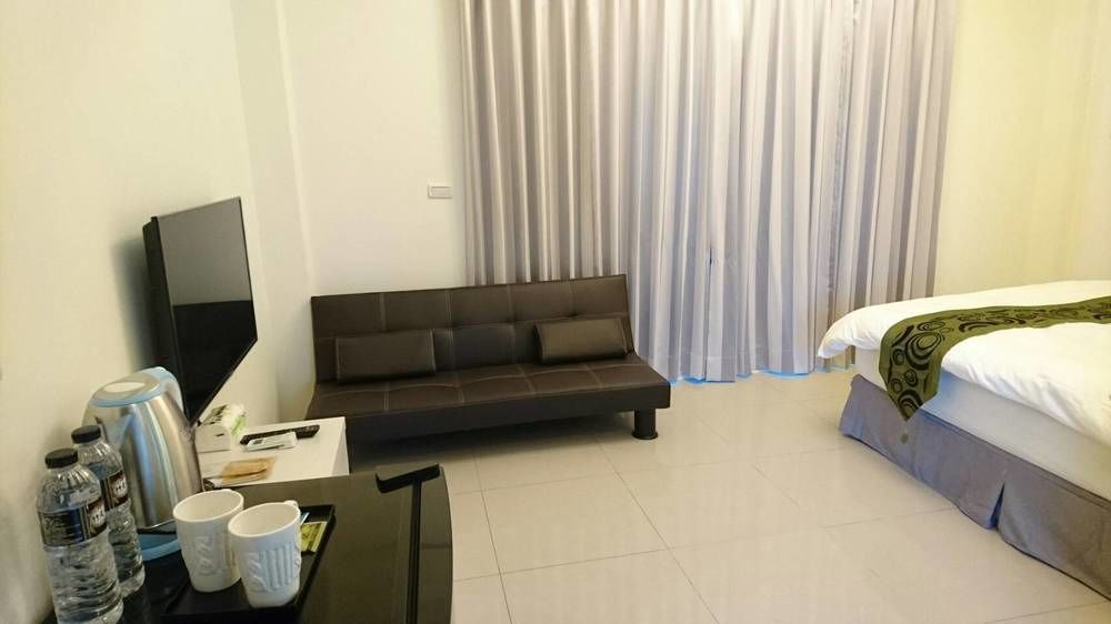 Catnap Hotel หลัวตง ภายนอก รูปภาพ